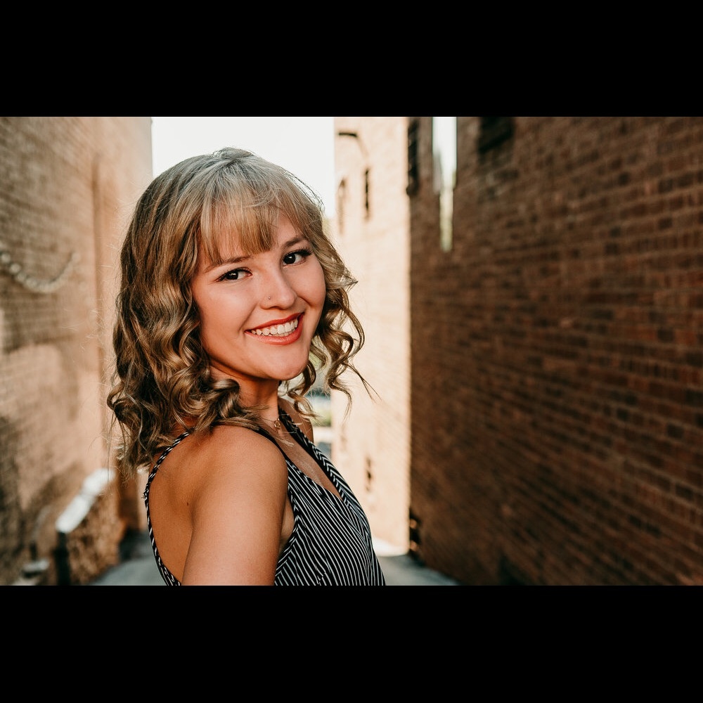 Meet your Posher, Hailey